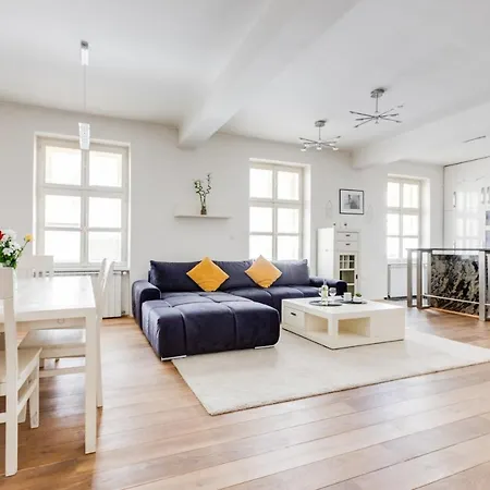 Luxury & Quiet Charming 2bds Near River - Nek2nd Apartamento Praga