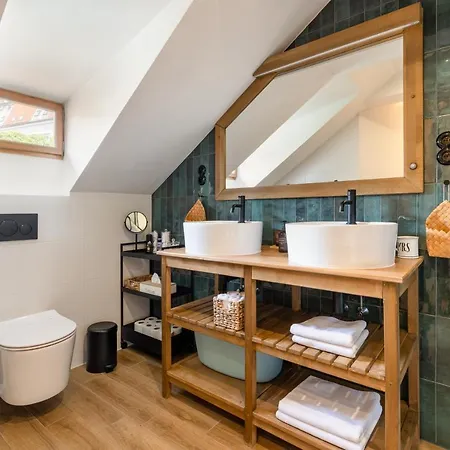 Apartment Gigantic Boho Chic 3 Bedroom 3 Bathroom Loft With Hanging Chair *