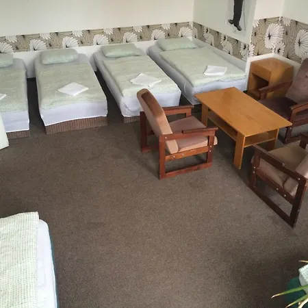 Отель Charles Square 3*