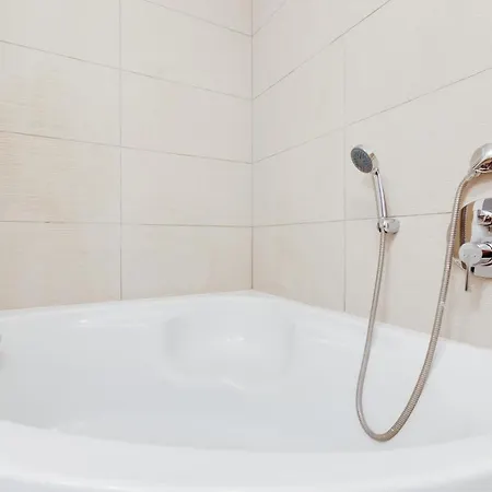 Apartment Spacious Stylish Attic In The Heart Of The Center - Karlovo