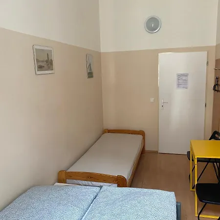 Hostel Emma