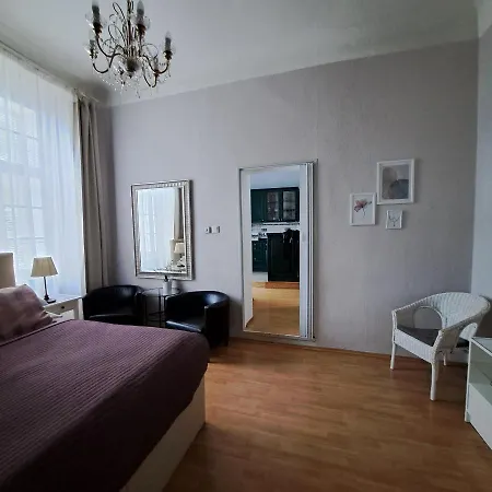 Apartment Karolina *