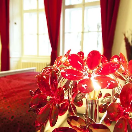 Apartment Cherry Charm *
