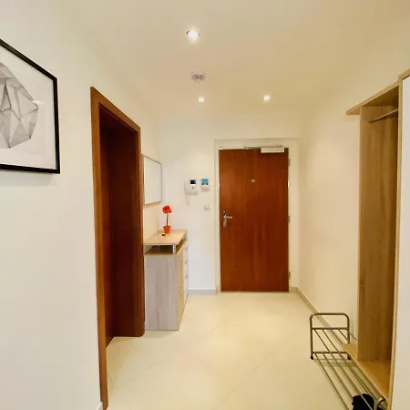 Art Garden Towers Apartment *