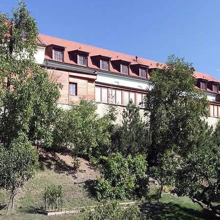 Chvalska Tvrz Prague
