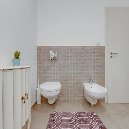 Spacious Stylish Attic In The Heart Of The Center - Karlovo Apartment Prague