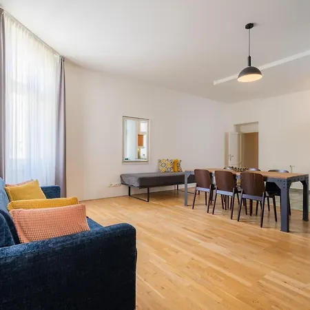 Hotel Ea Melantrich