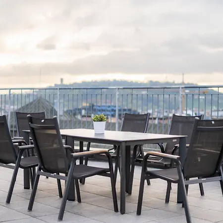 Ea Melantrich Hotel