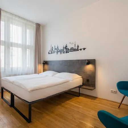 Ea Melantrich Hotel