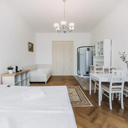1 Exclusive Guest house