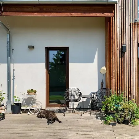 Sun Terrace Studio / Studio Slunecni Terasa Homestay *