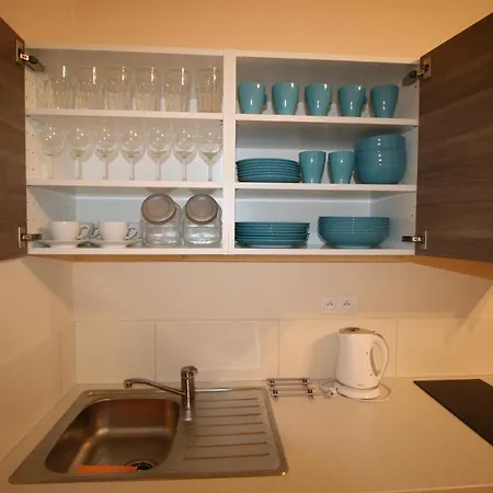 Finnem Tyrsova Apartman *
