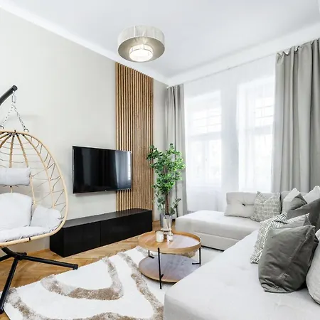 Apartment Spacious Near Center