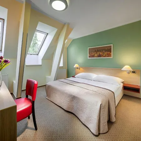 Michael Hotel 4*