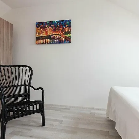 Kent Ridge Loft, Sokolska Apartmán *