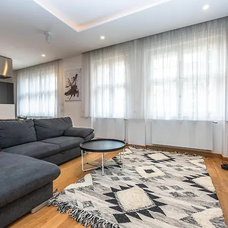 Wishlist Residences - Karlin Free Parking شقة براغ