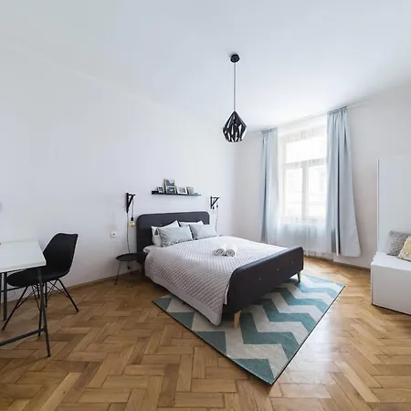 Apartment Boheme Three Prague
