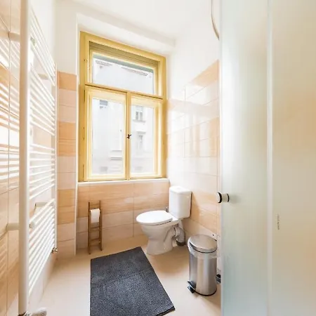Apartment Boheme Three *