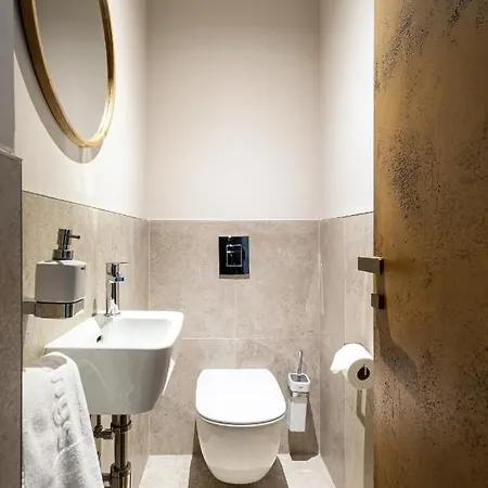 Luxury Riverside Praha