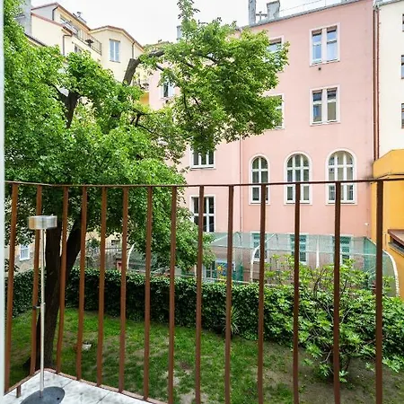 Luxury Riverside Apartment Prague