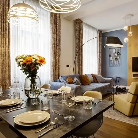 Apartment Luxury Riverside