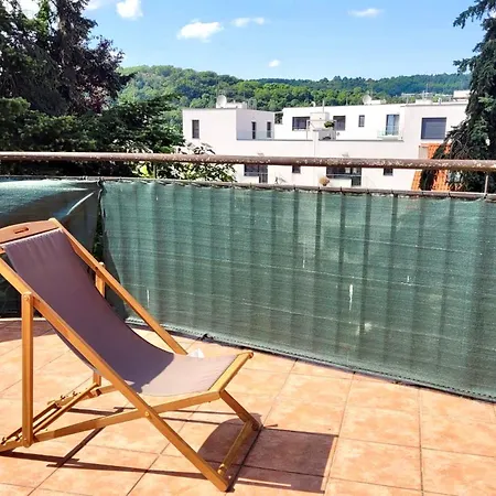 Apartment Spacious With Huge Balcony! *
