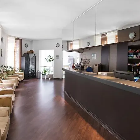 Esprit Hotel 3*