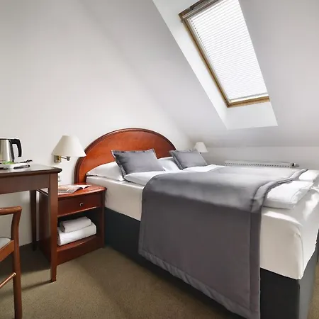 Season Otel Prag