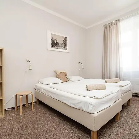 Apartment In Zizkov -202- Prague