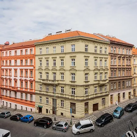 Self-service Ostas Hotel Prague