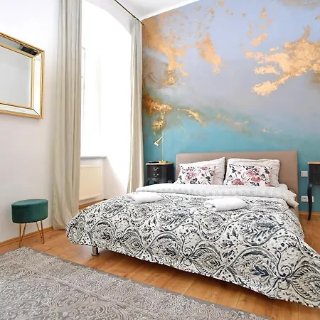 Lovely Little Cosy In *