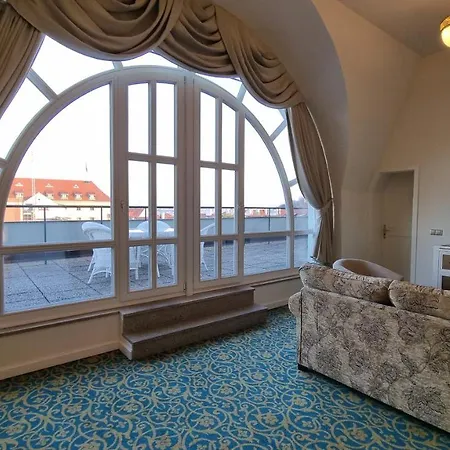 Savoy Hotel 4*