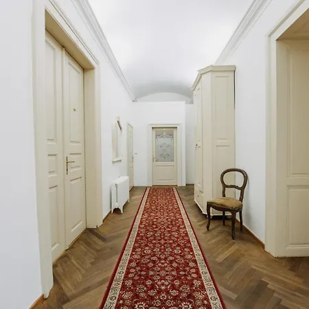 1 Exclusive * Prague