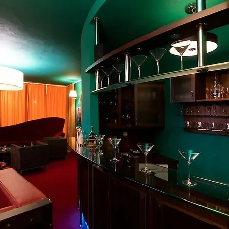 Apartamento Private Casino Royal
