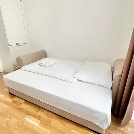Angeloroma Deluxe Prague