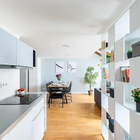 Duplex With Ac In Center Apartmán *