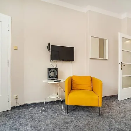 Cosy With Terrace By Tram Apartment