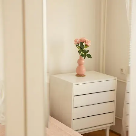 Apartment 212 - Boho In Next To City Center 5 Minutes To Wenceslas Square Prague