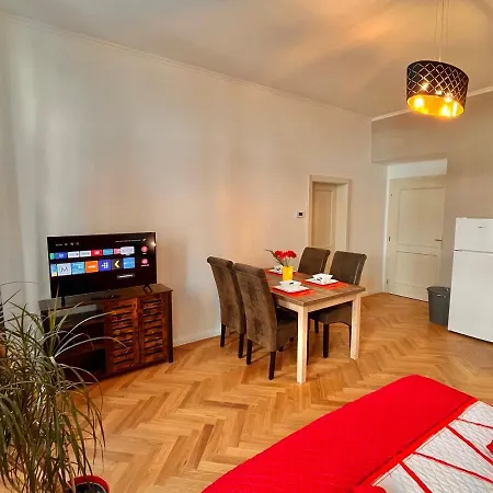 Apartment Cute Zborovska Prague