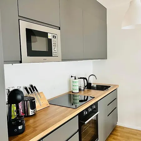 Viktoria Apartment *