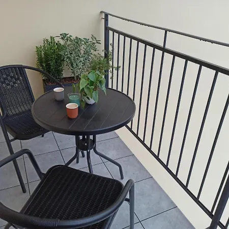 New Modern-style With Balcony In The 2 Prague