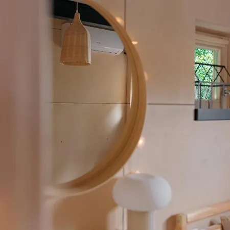 Úszó hotel Houseboat Fred *