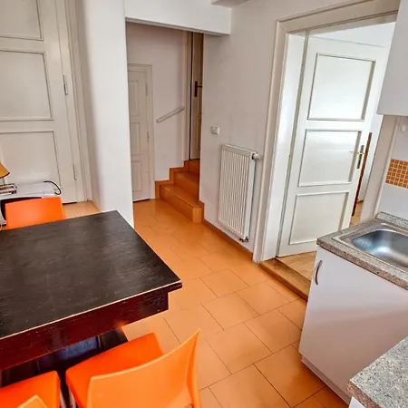 Apartment Garden In The Prague