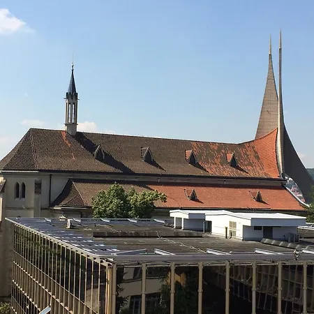 Charles Square Прага