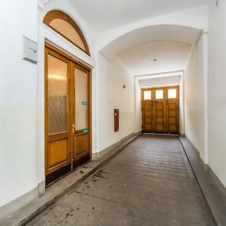 B.o.b. Klimentska Prague