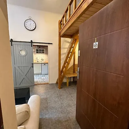 Cozy New Loft Apartament Praga