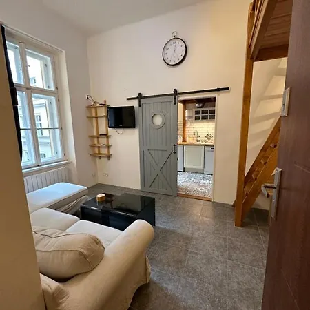 Cozy New Loft * Praga