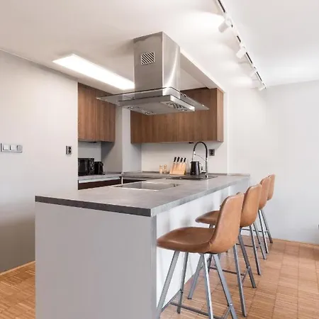 Apartment Days - Loft - Parking - 4 Min Wenceslas Sq