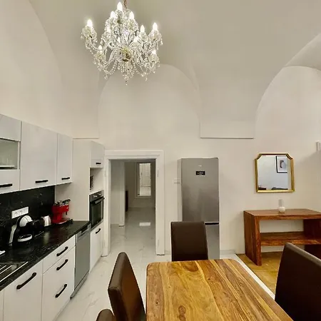 Apartment Masna 20c- Old Town Prague