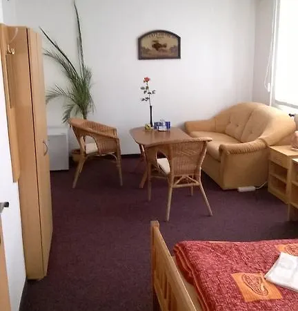 Squash Hajek Guest house Prague